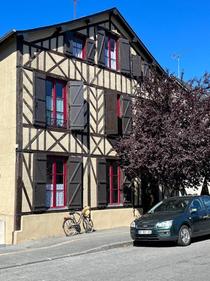 Maison De La Calonne - Riverside House & Terrace Cormeilles  Экстерьер фото